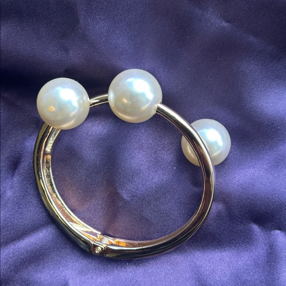 Classic Pearl Accent Gold Bangle Bracelet - White Pearls